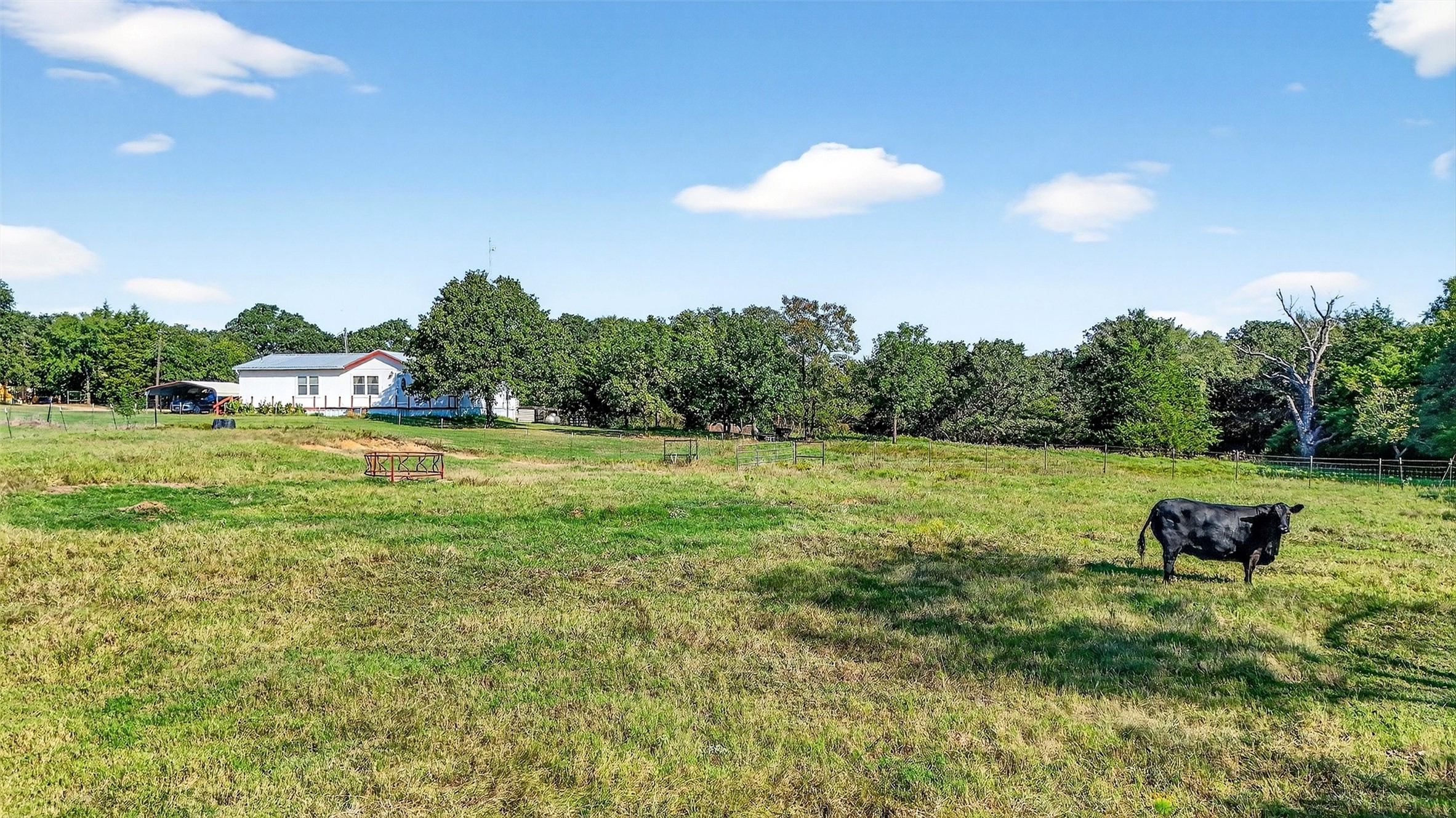 437 County Road 292 Collinsville TX 76233