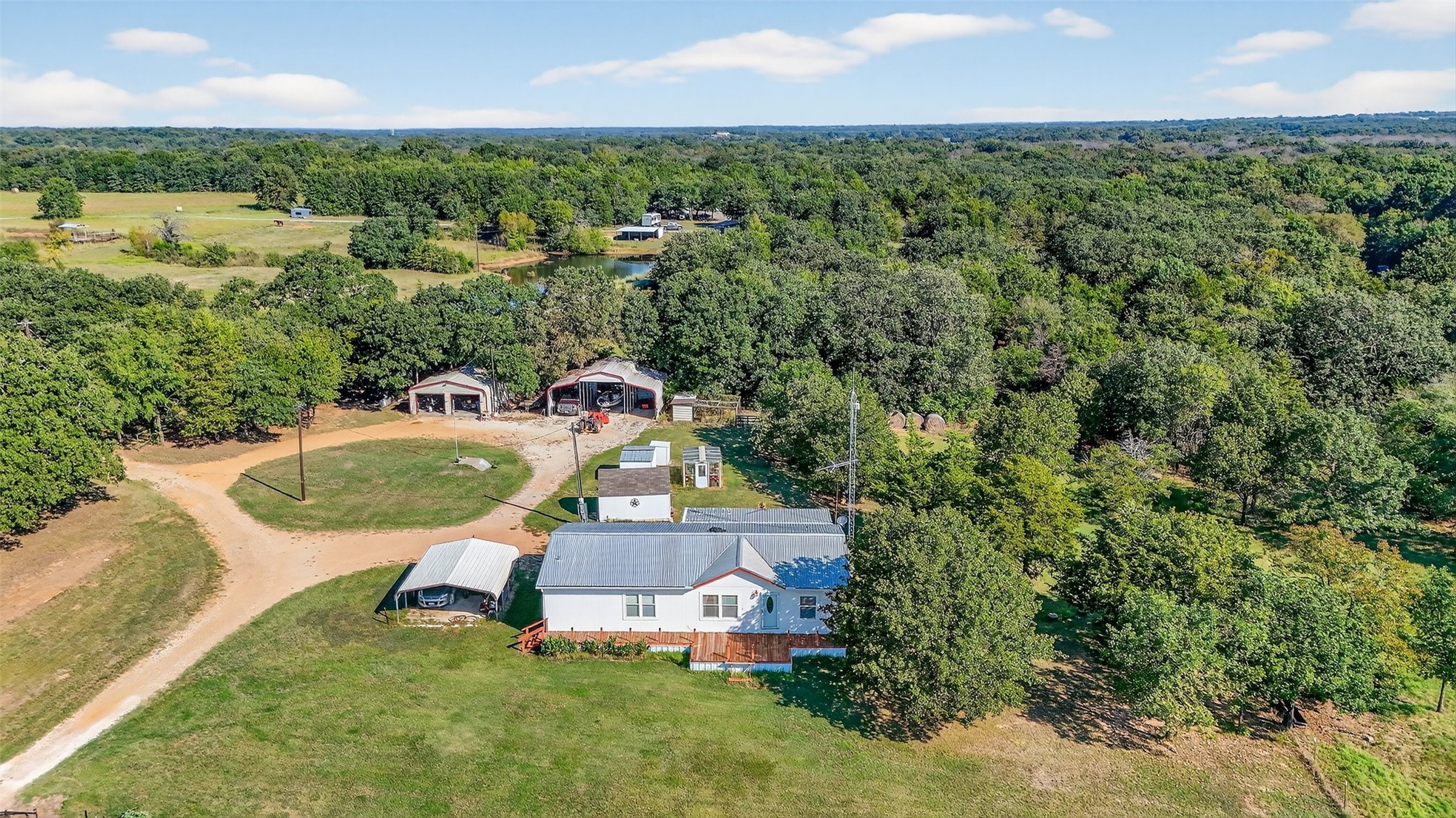 437 County Road 292 Collinsville TX 76233