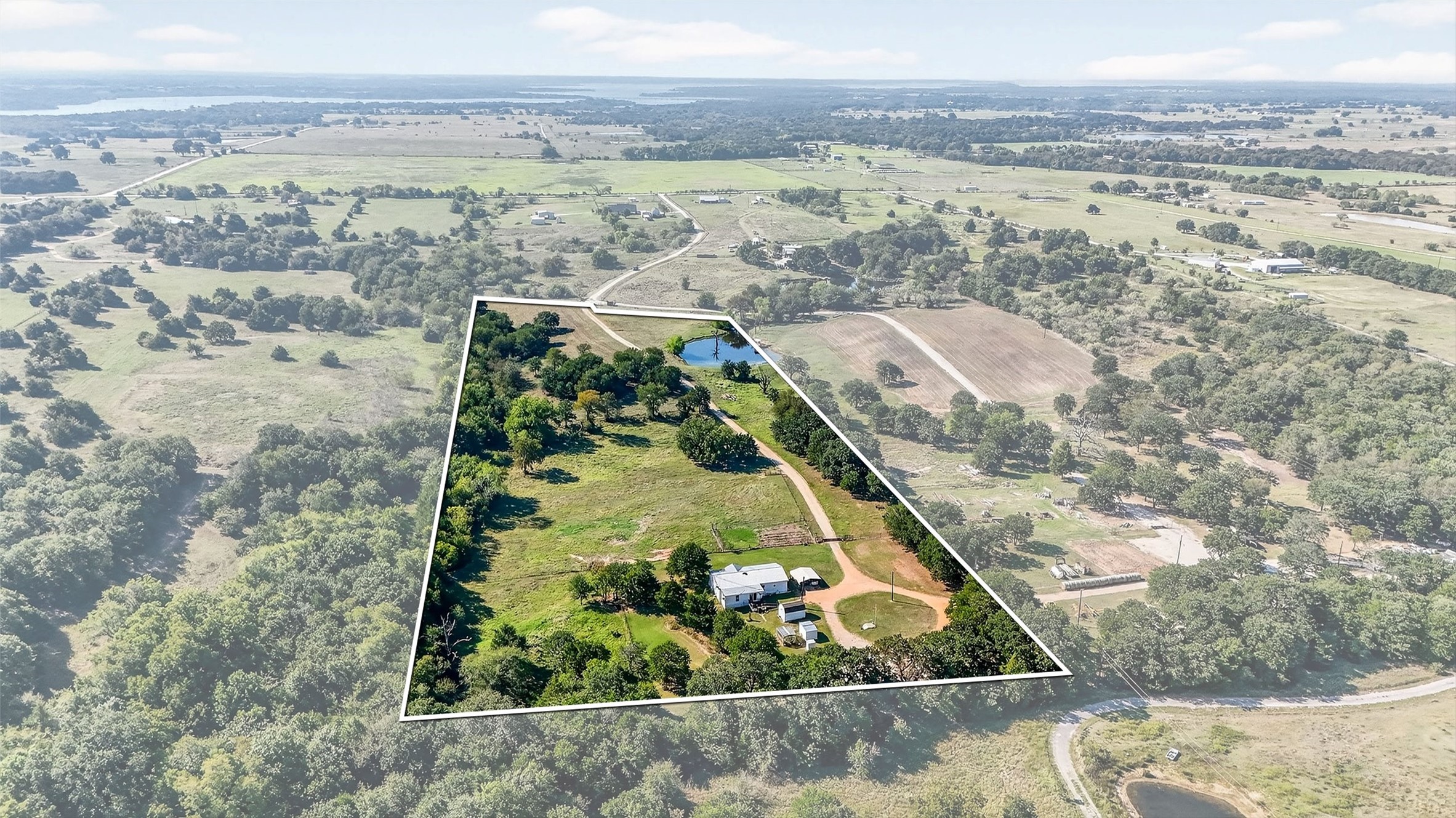 437 County Road 292 Collinsville TX 76233