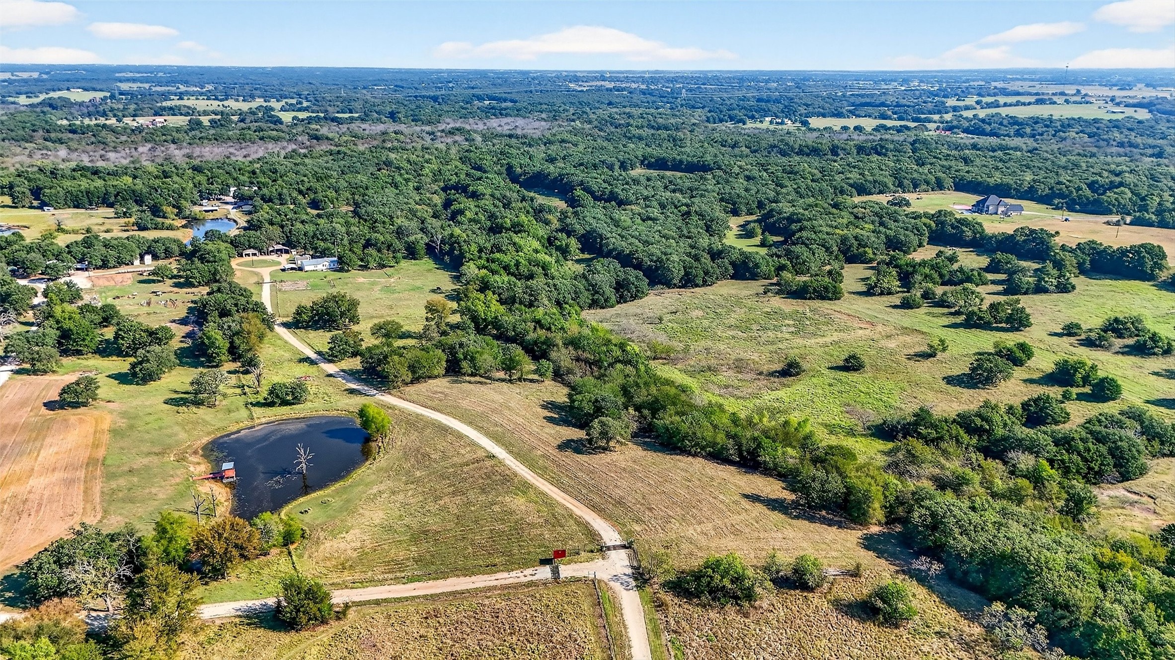 437 County Road 292 Collinsville TX 76233