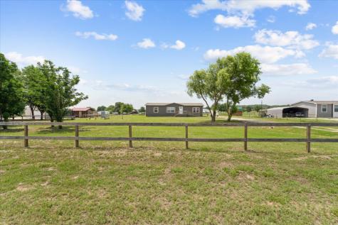 136 Oak Meadows Drive Springtown TX 76082