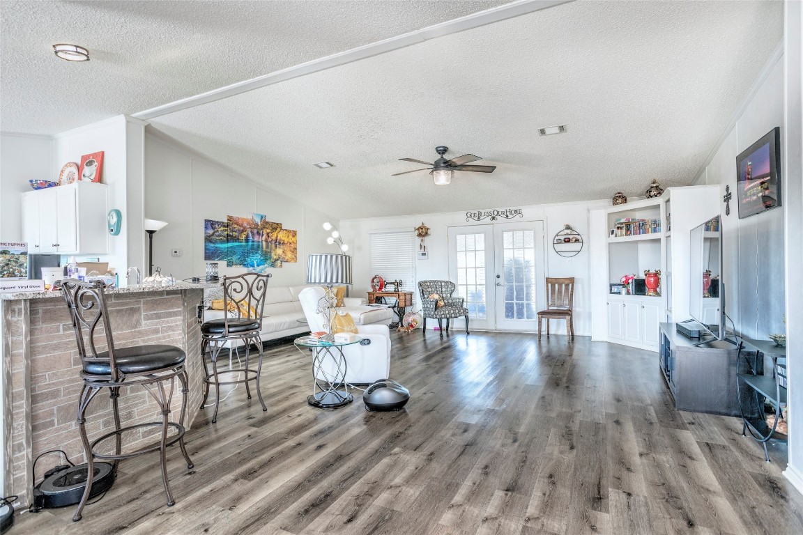 316 Candlewood Circle Gainesville TX 76240