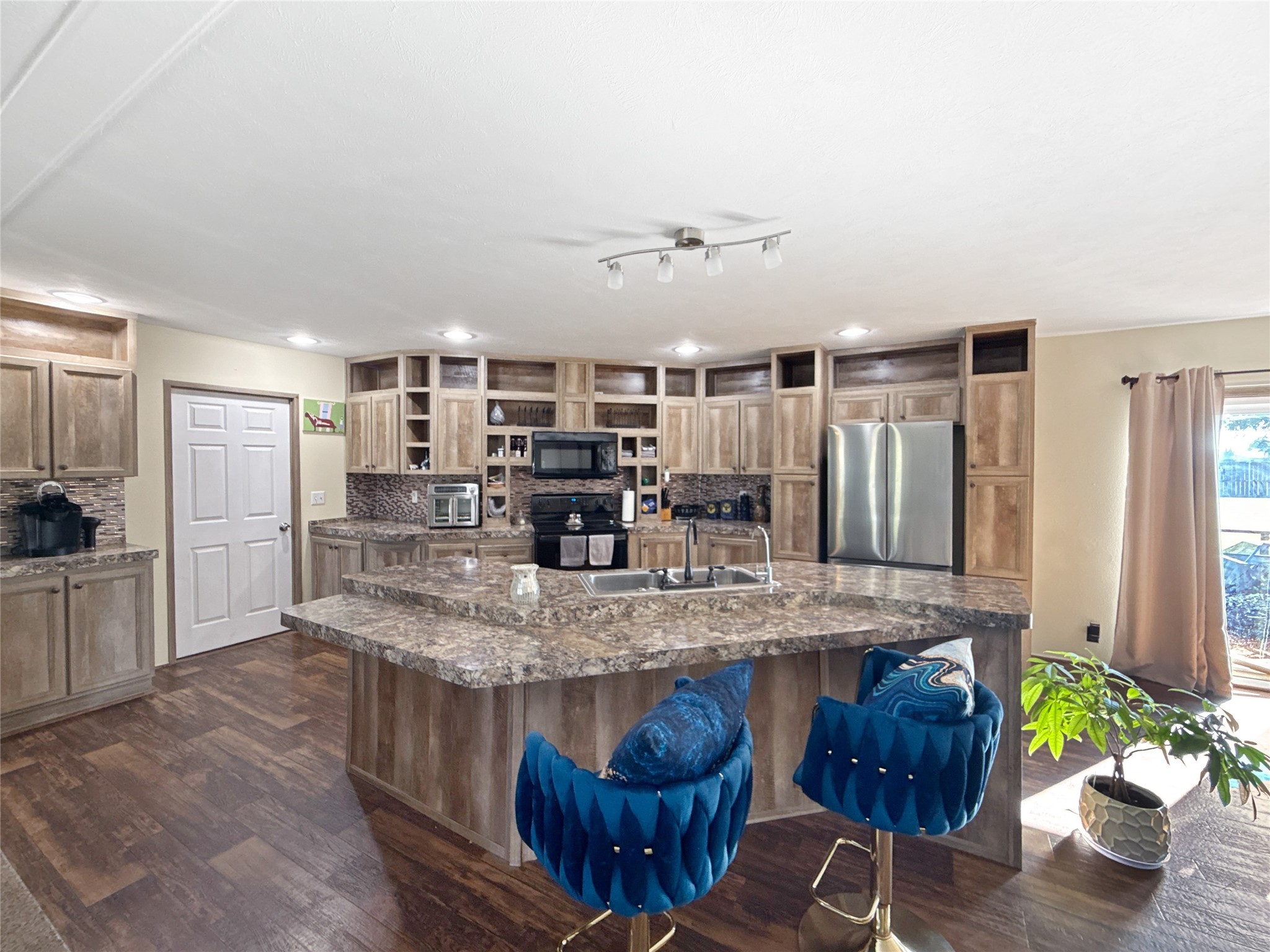 128 Willow Ridge Circle Southmayd TX 75092