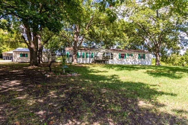 125 Jubilee Farm Road Bells TX 75414