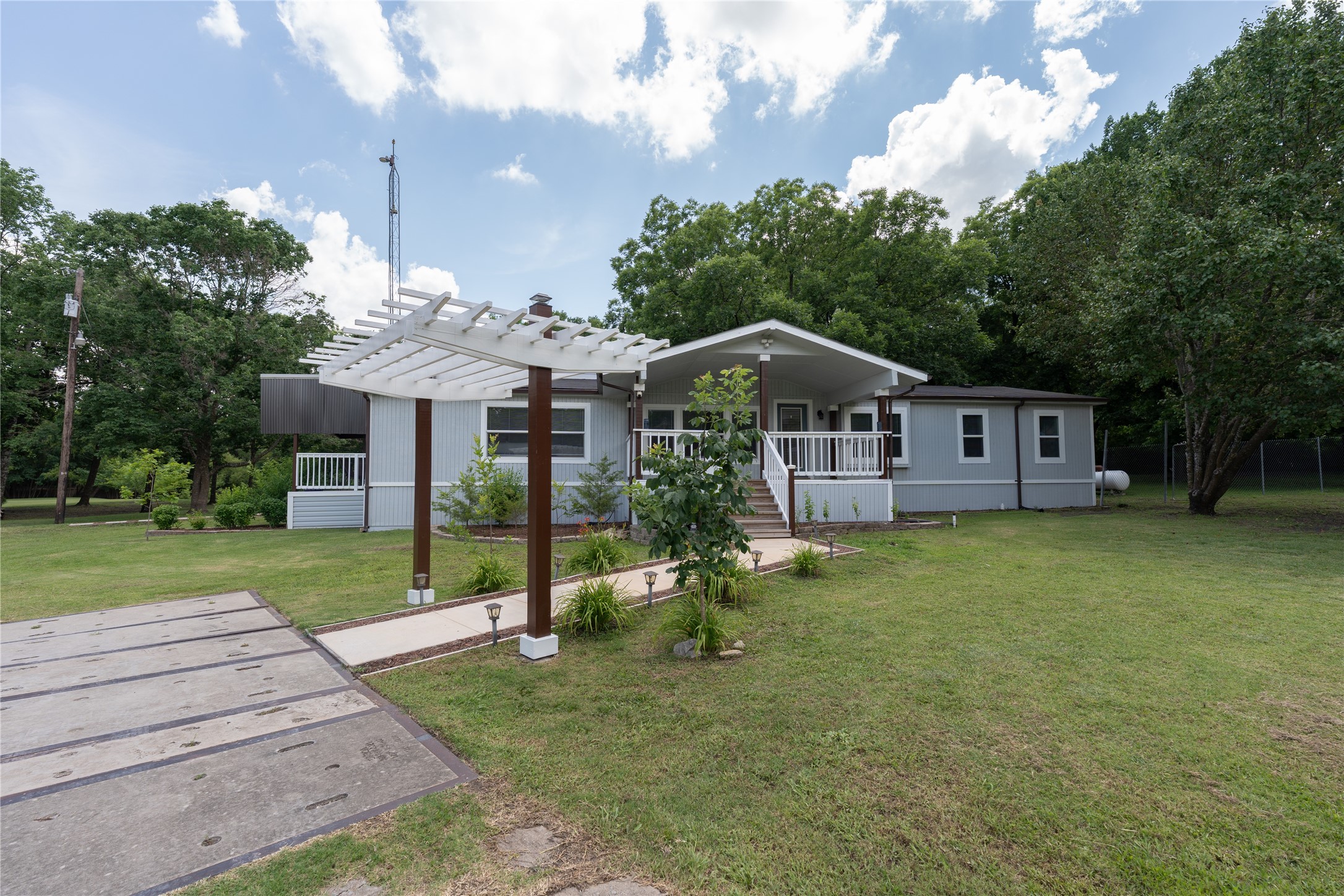 155 Lonesome Dove Drive Sherman TX 75090