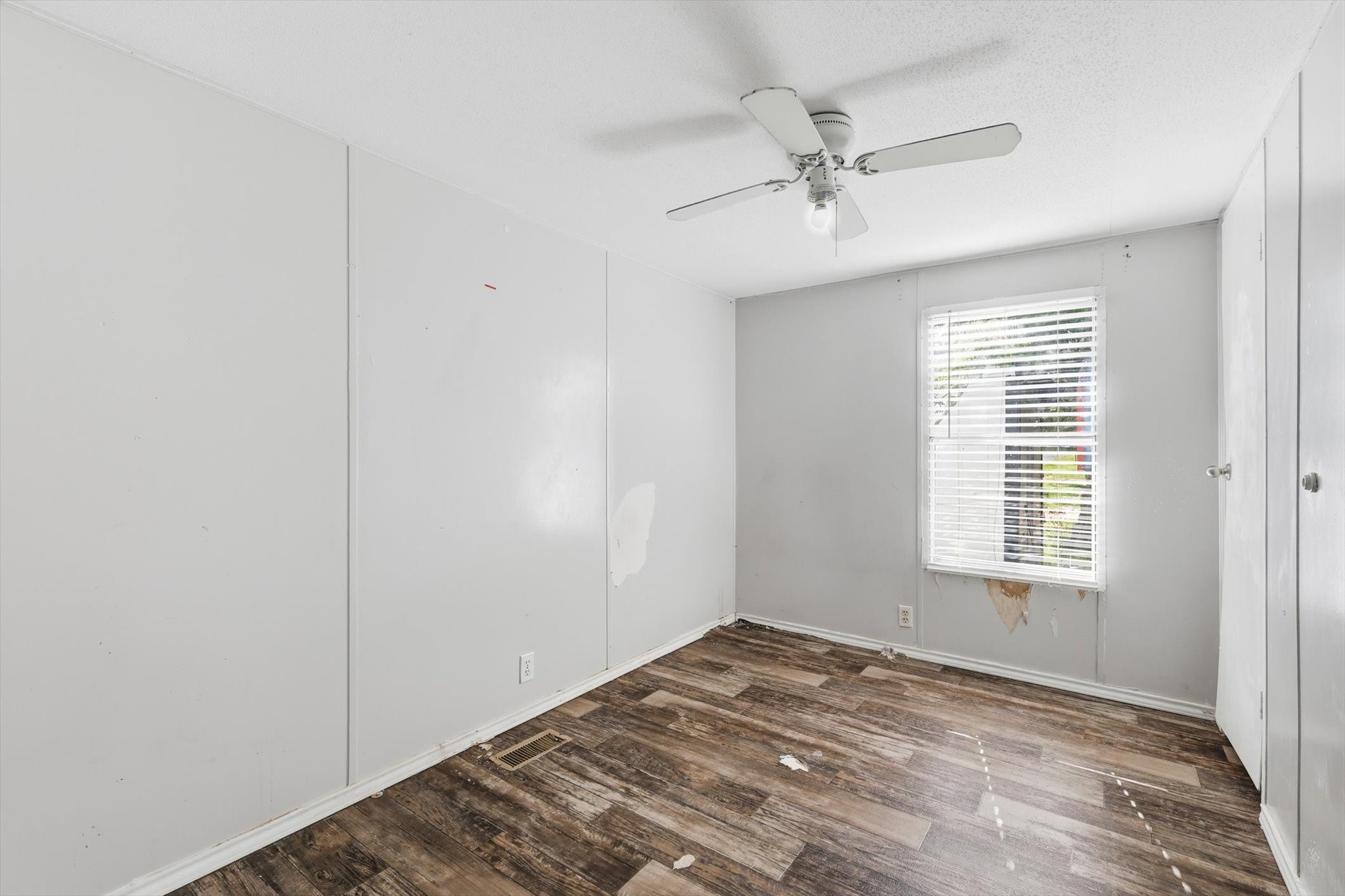316 Summit Drive Springtown TX 76082