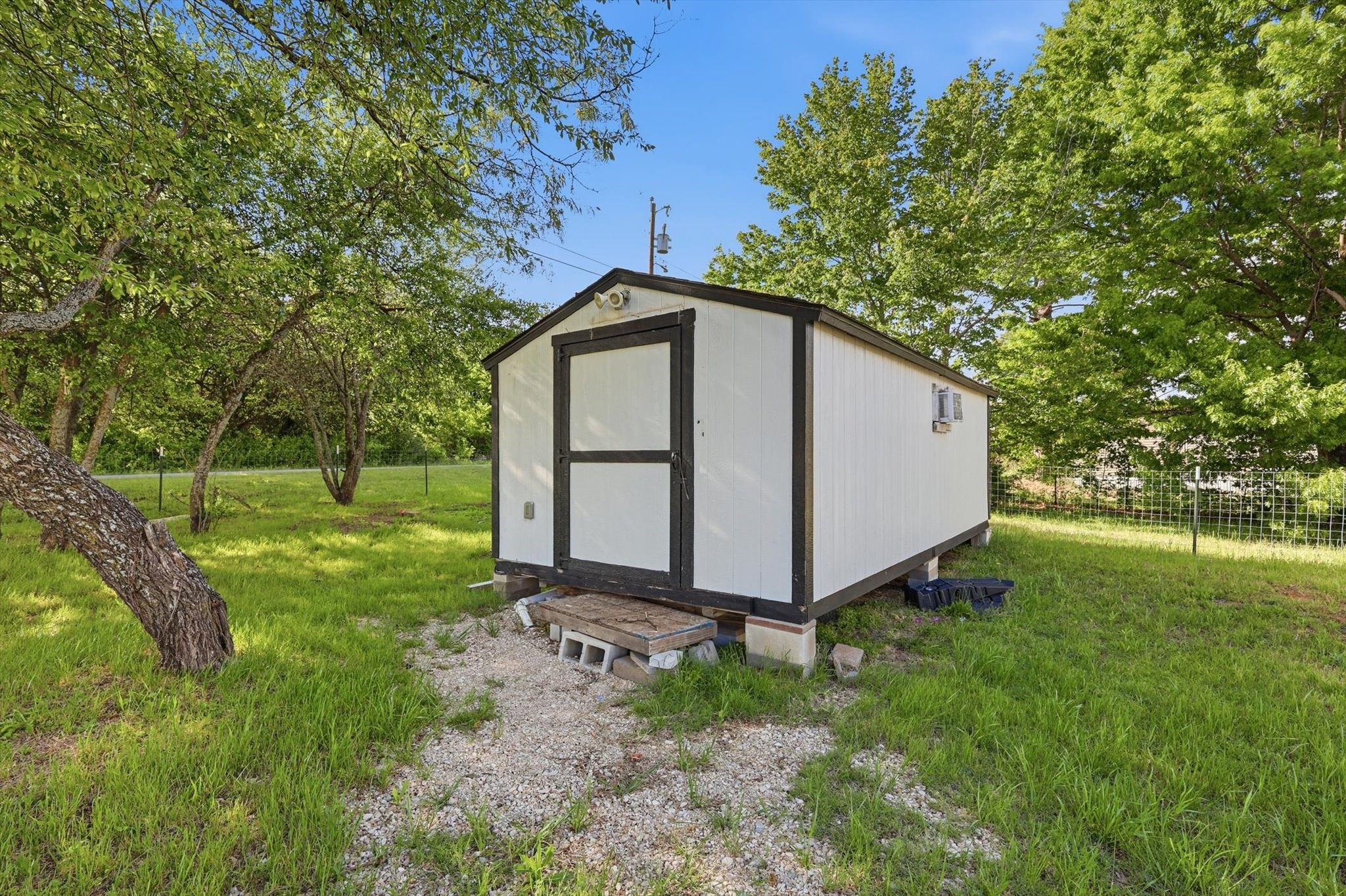 316 Summit Drive Springtown TX 76082