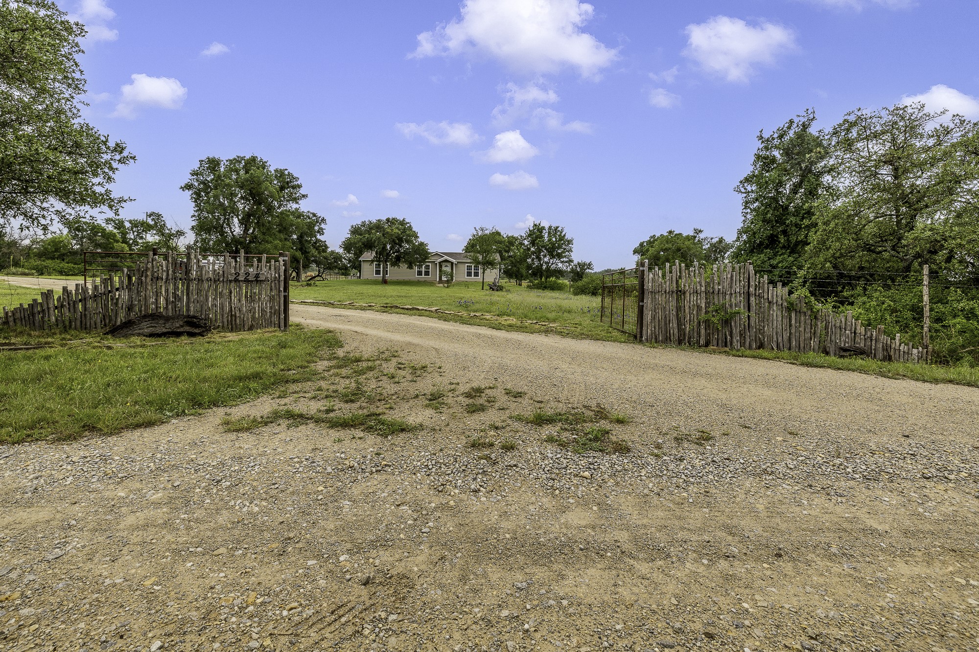 224 Rocky Hill Road Brownwood TX 76801