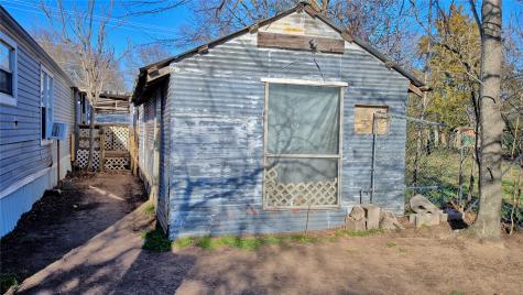 600 E Nelson Street Bowie TX 76230