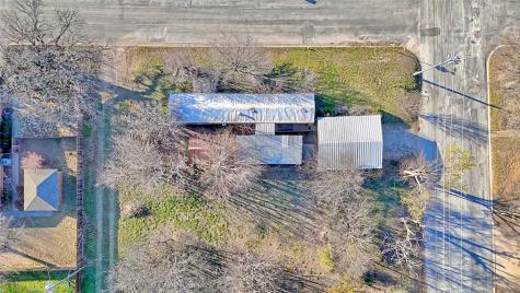 600 E Nelson Street Bowie TX 76230