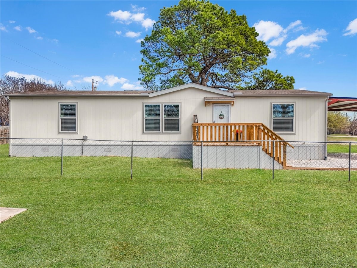 1208 Lindale Terrace Pelican Bay TX 76020