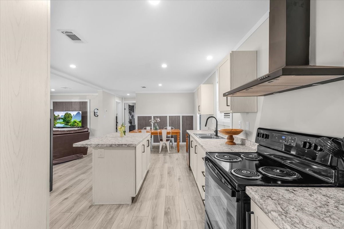1208 Lindale Terrace Pelican Bay TX 76020
