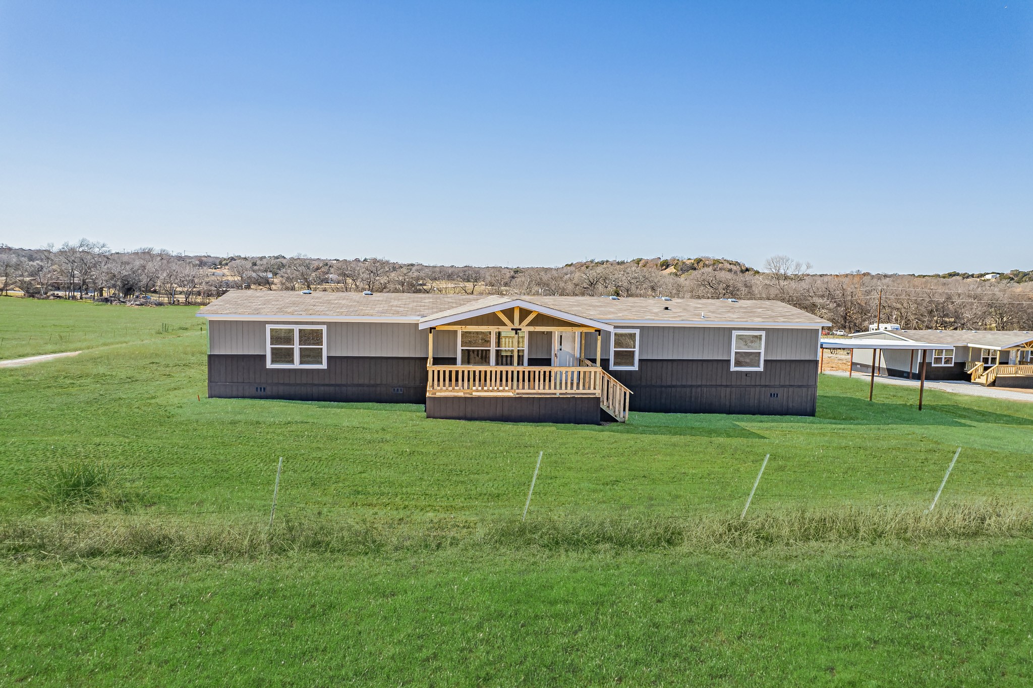 245 Lelon Lane Springtown TX 76082
