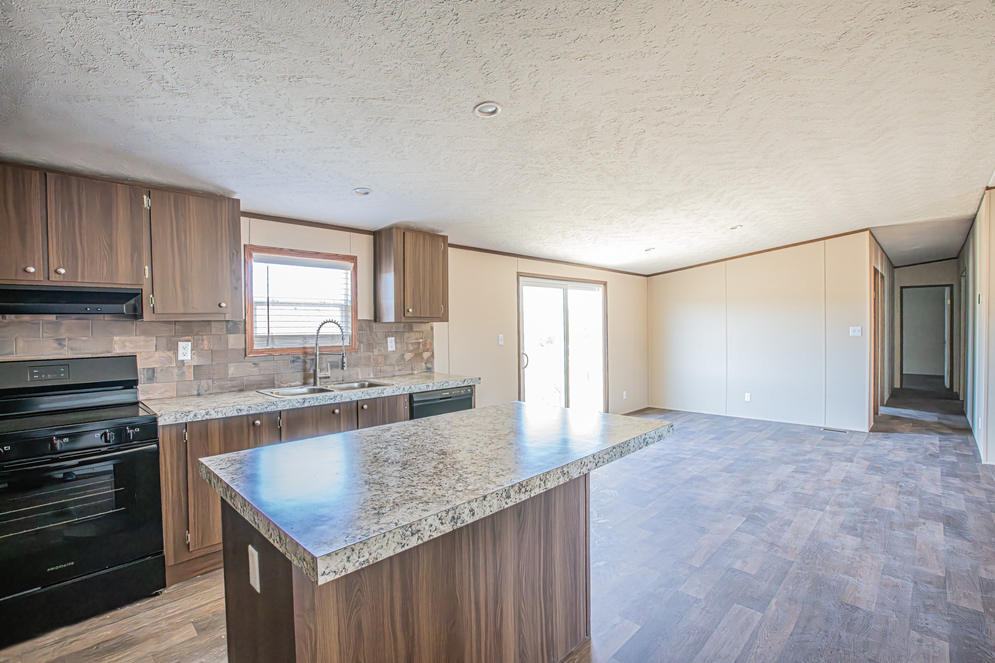 245 Lelon Lane Springtown TX 76082