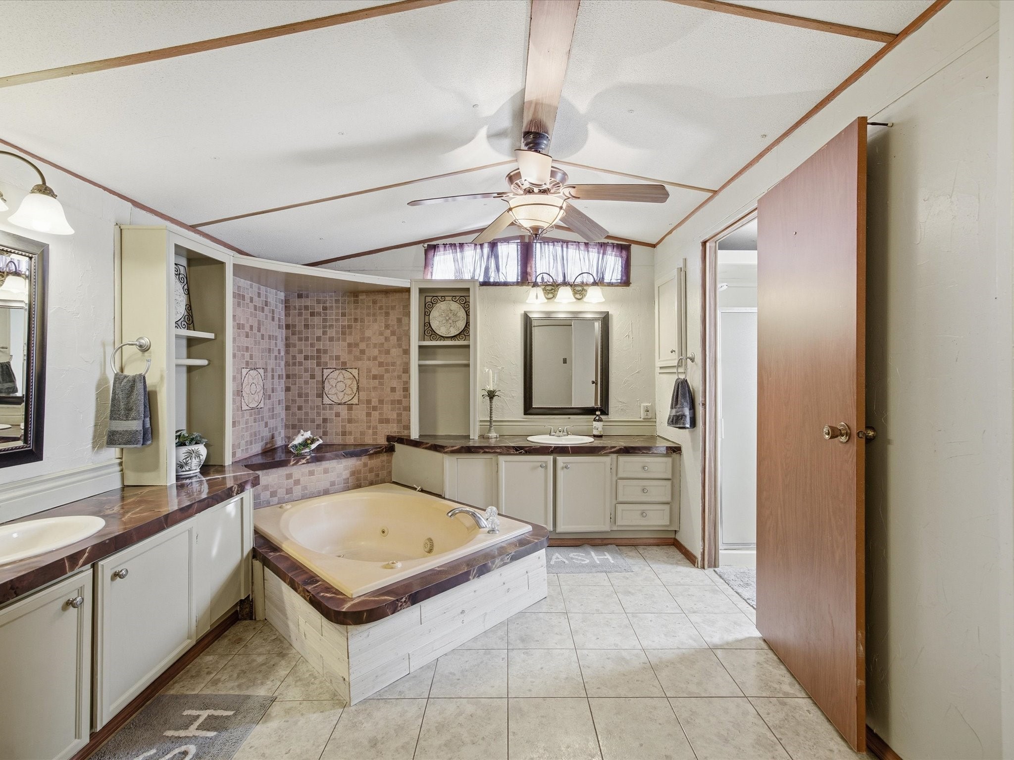 196 S Perch Road Bowie TX 76230
