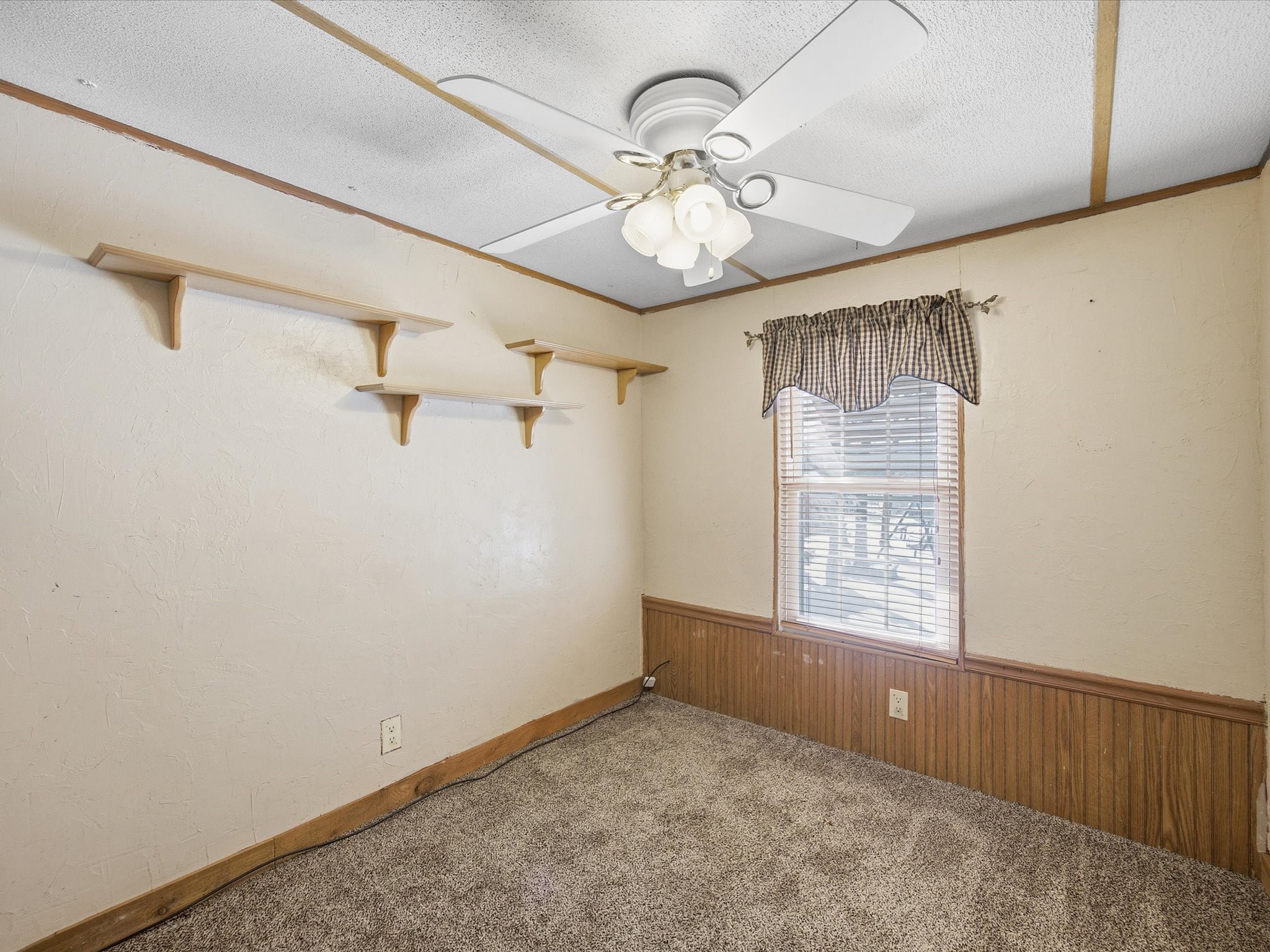 196 S Perch Road Bowie TX 76230