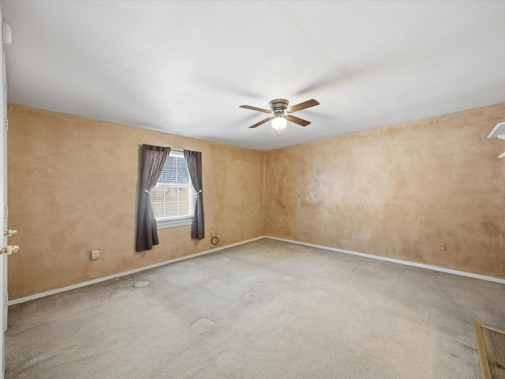 196 S Perch Road Bowie TX 76230