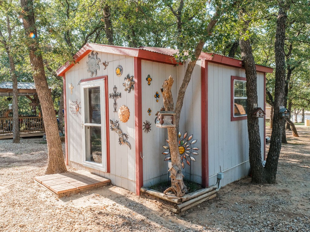 196 S Perch Road Bowie TX 76230