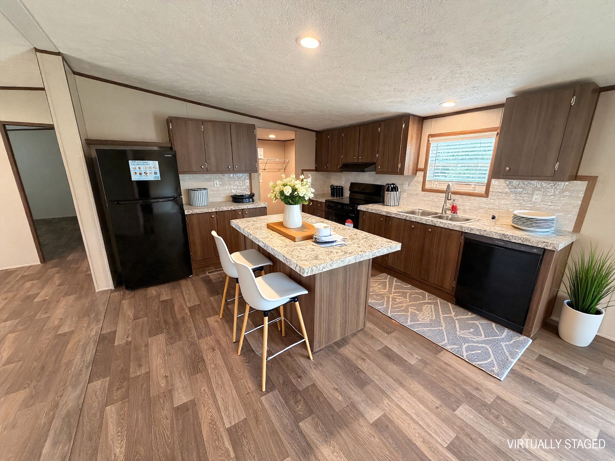 459 County Road 4854 Newark TX 76071