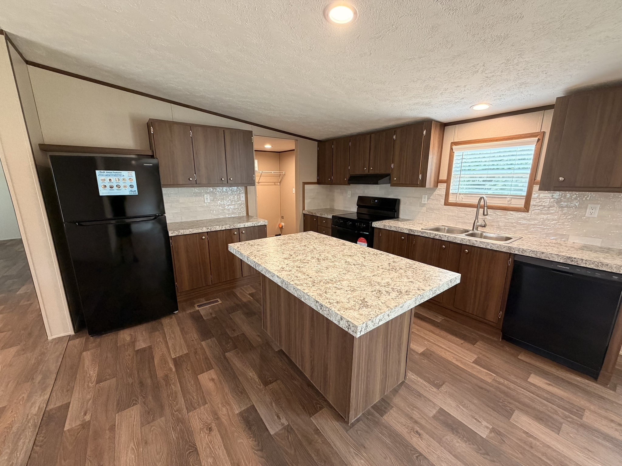 459 County Road 4854 Newark TX 76071