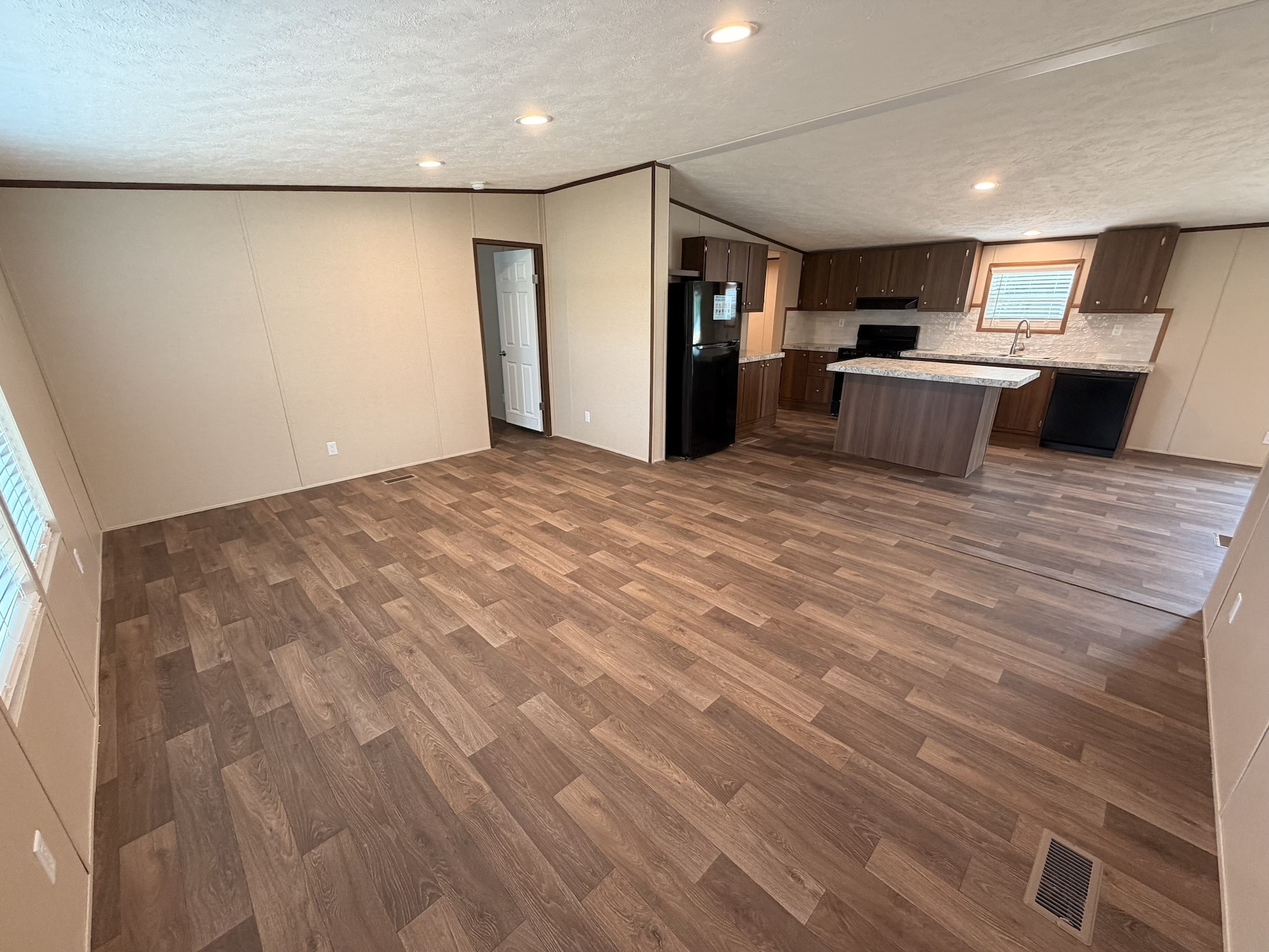 459 County Road 4854 Newark TX 76071