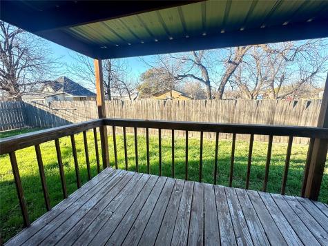 211 W F Munday TX 76371