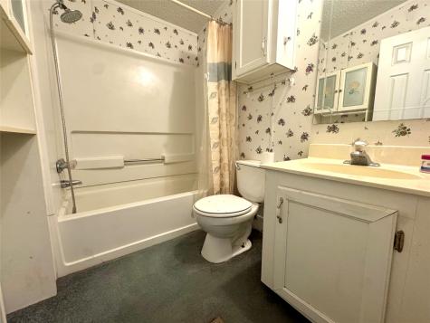 211 W F Munday TX 76371