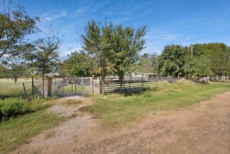 1136 Green Tree Acres Road Kemp TX 75143