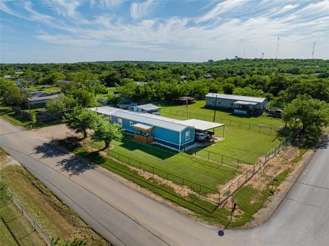 703 N Harvey Street Breckenridge TX 76424