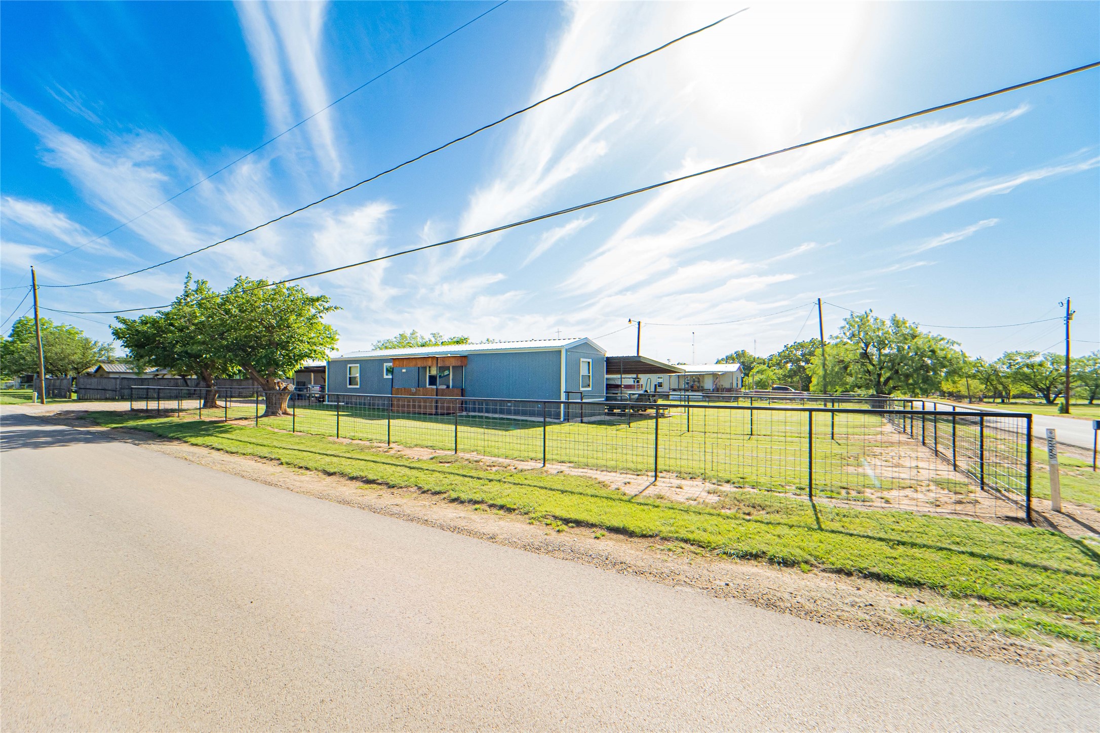 703 N Harvey Street Breckenridge TX 76424