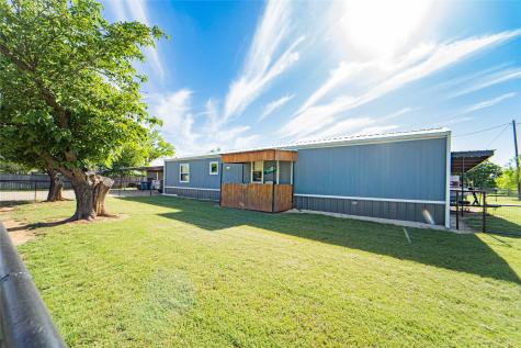 703 N Harvey Street Breckenridge TX 76424