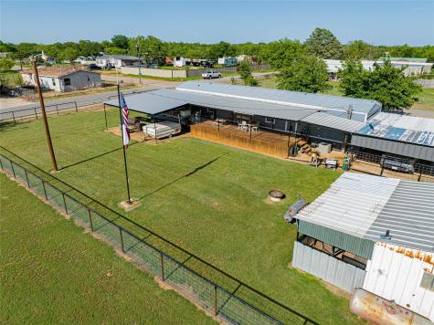 703 N Harvey Street Breckenridge TX 76424