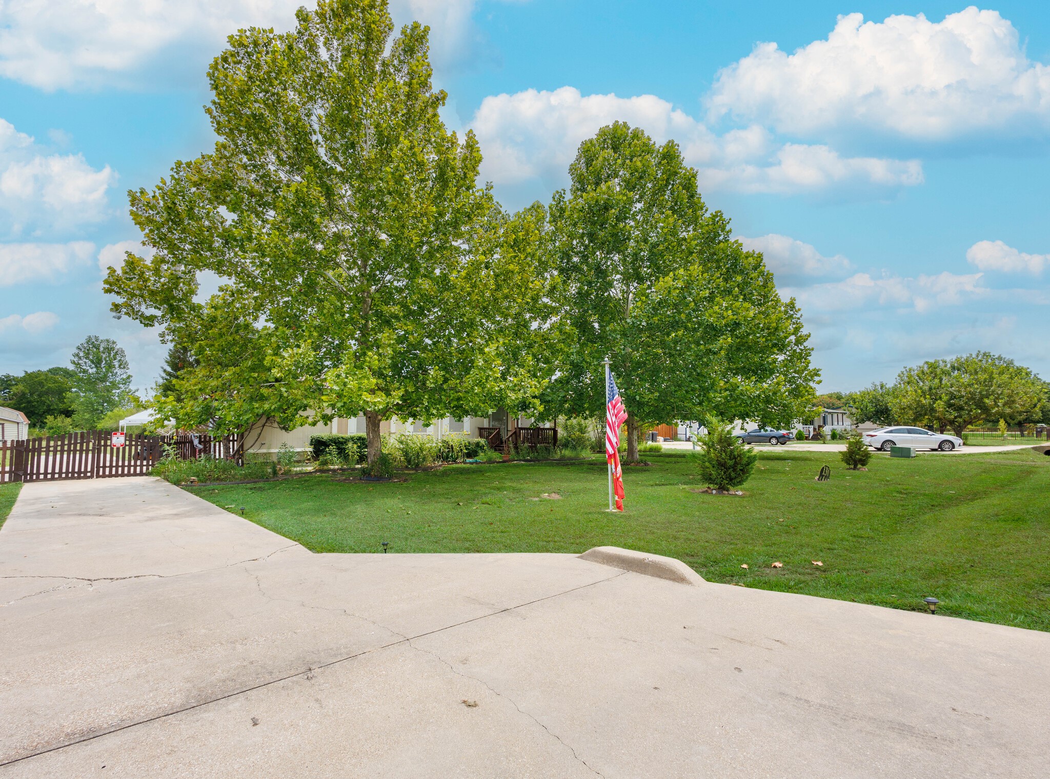 130 Falcon Ridge Drive Waxahachie TX 75165