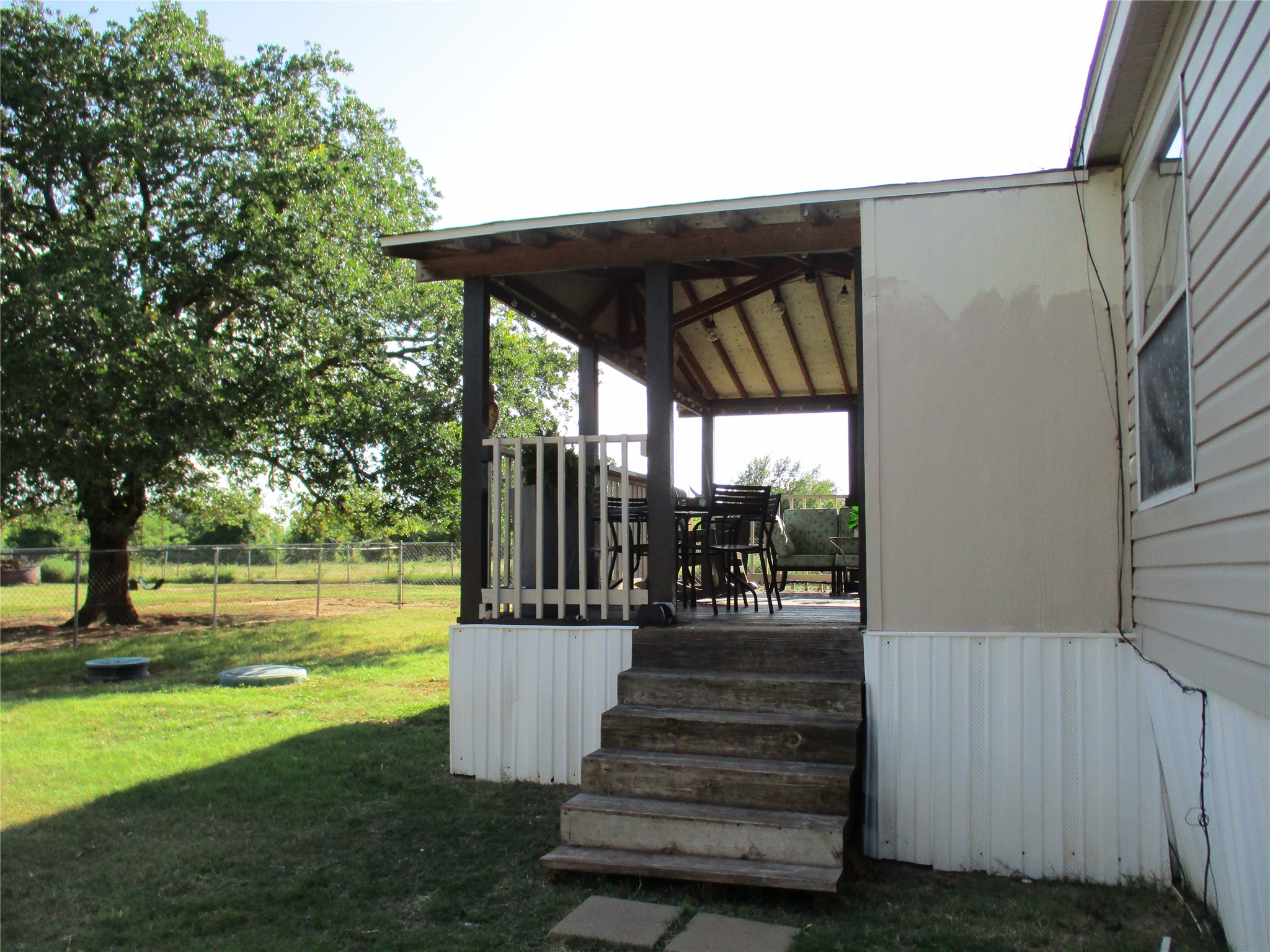 214 County Road 3432 Paradise TX 76073