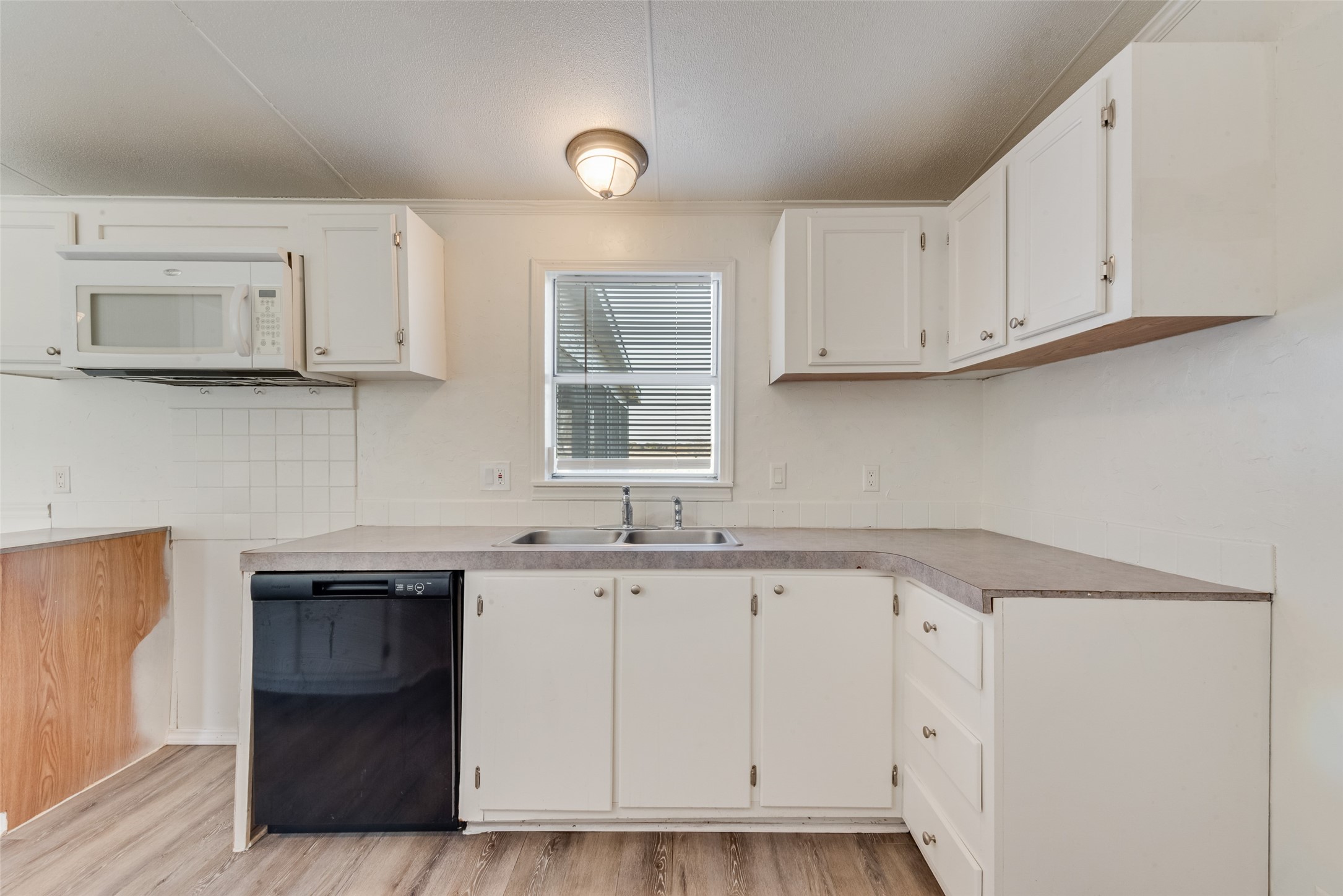 817 Kaufman Street Rosser TX 75157