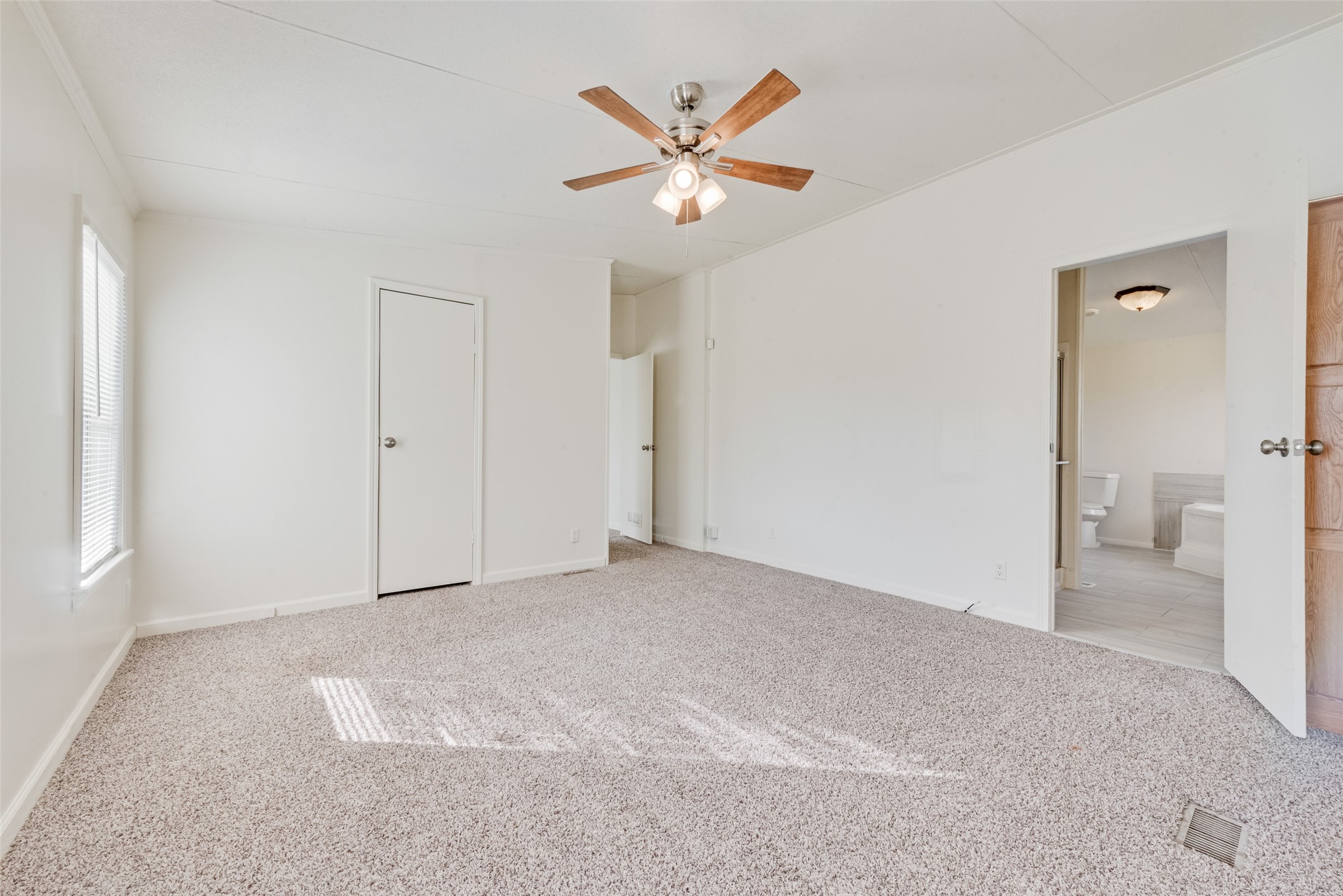 817 Kaufman Street Rosser TX 75157