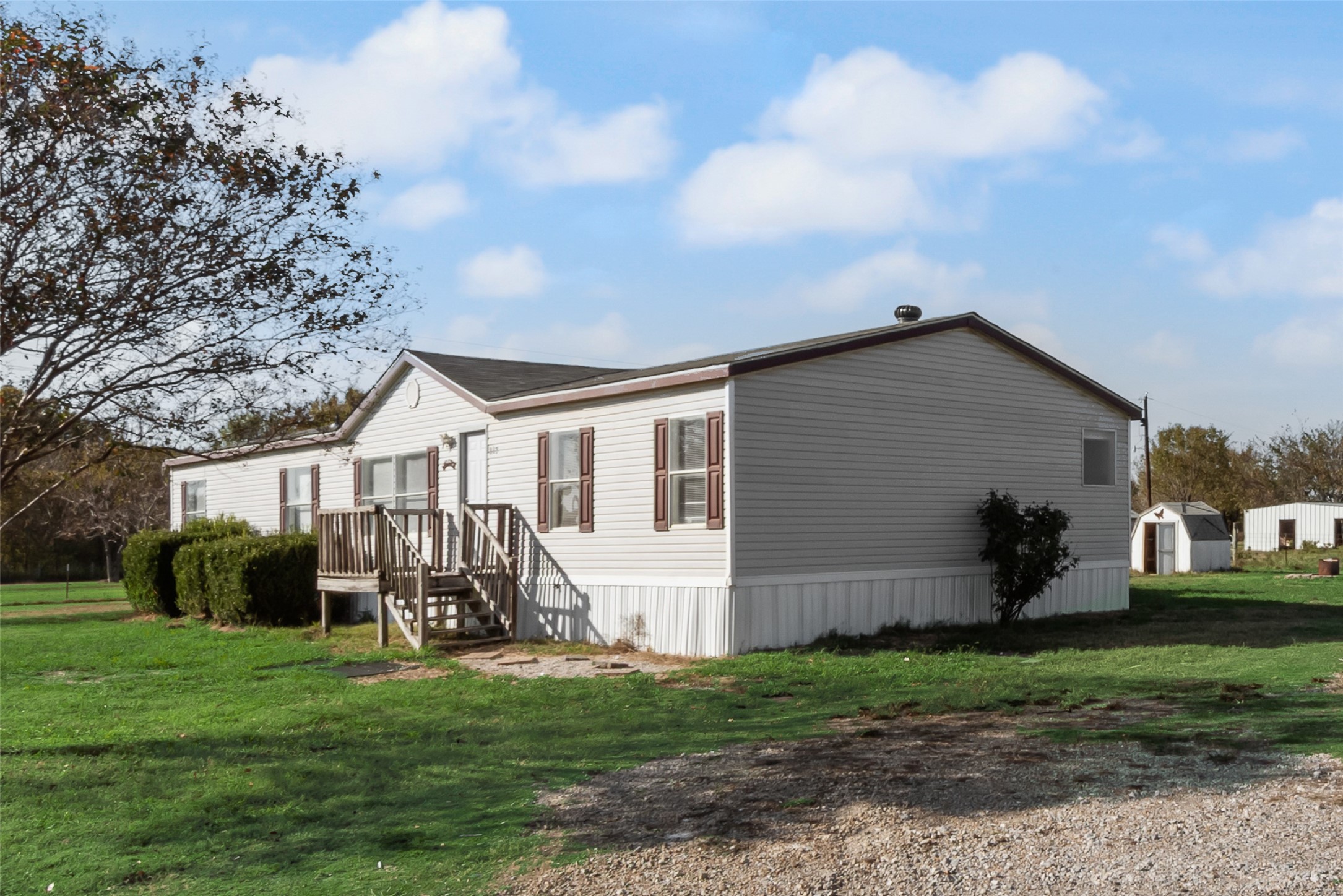 817 Kaufman Street Rosser TX 75157