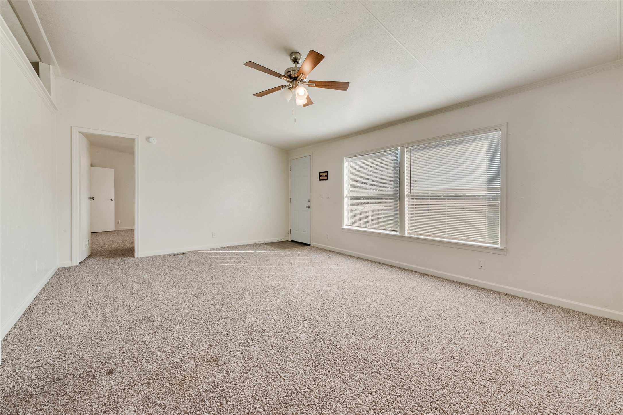 817 Kaufman Street Rosser TX 75157