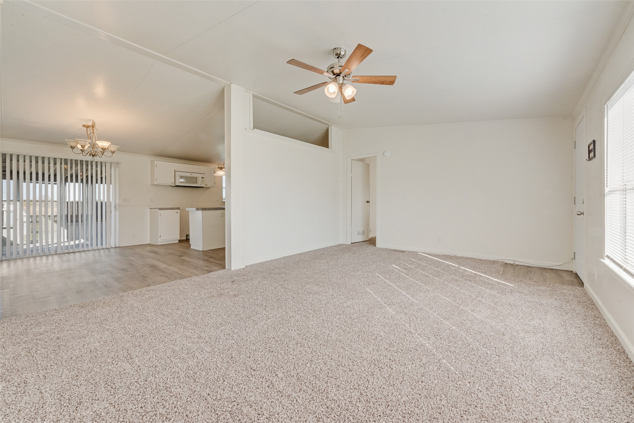 817 Kaufman Street Rosser TX 75157