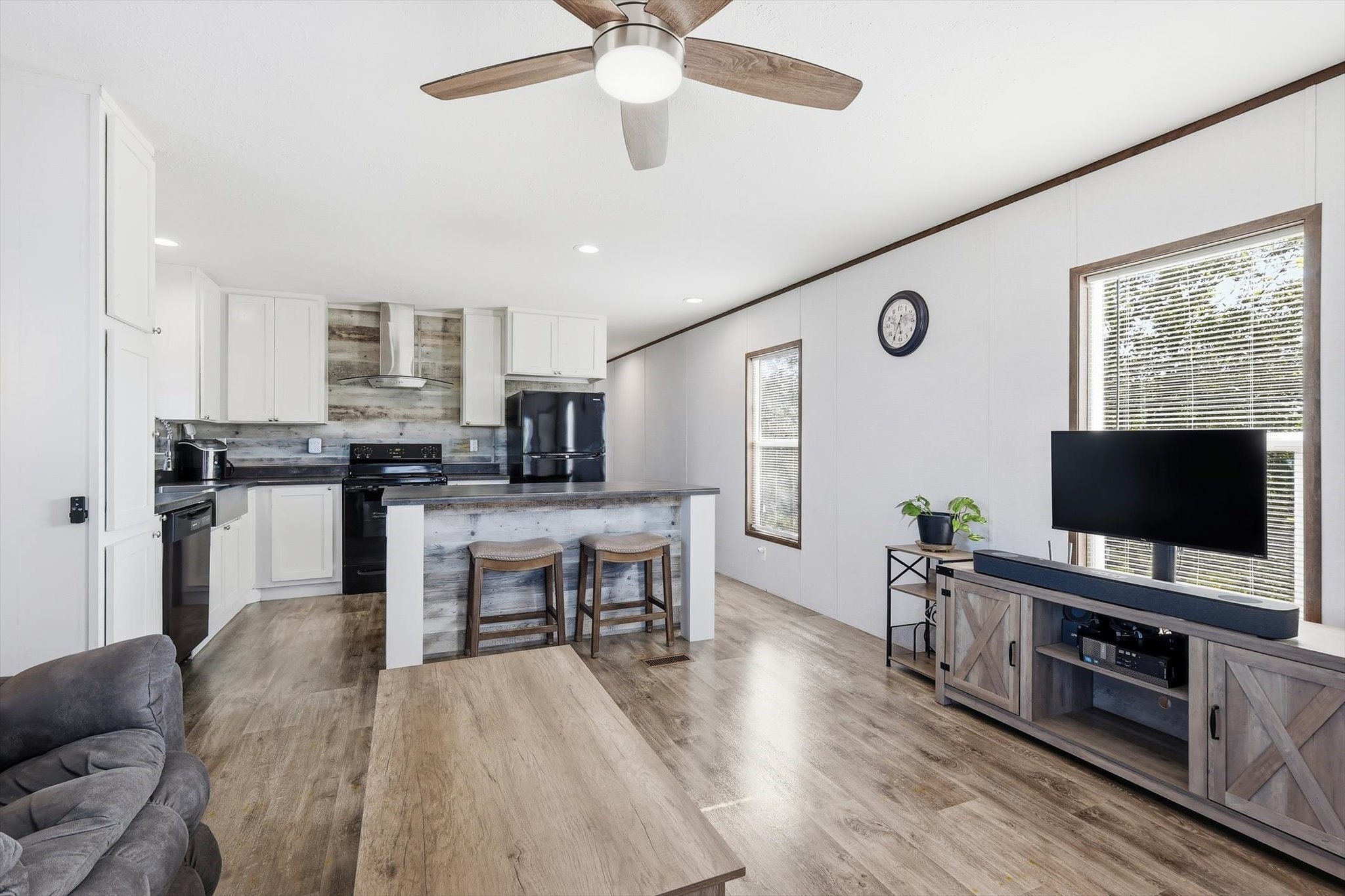 336 Cowboys Lane Springtown TX 76082