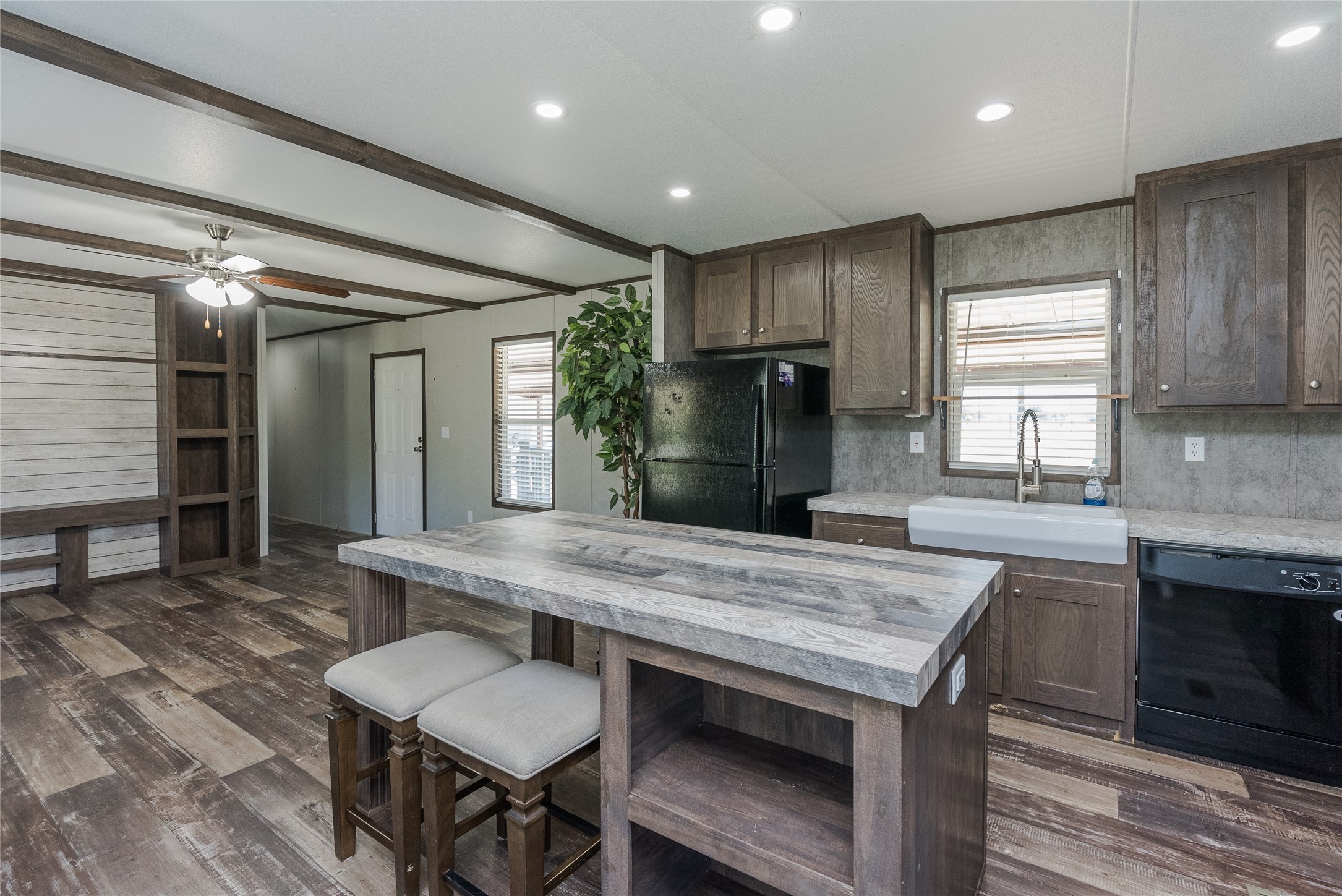 9959 Fm 2071 Valley View TX 76272