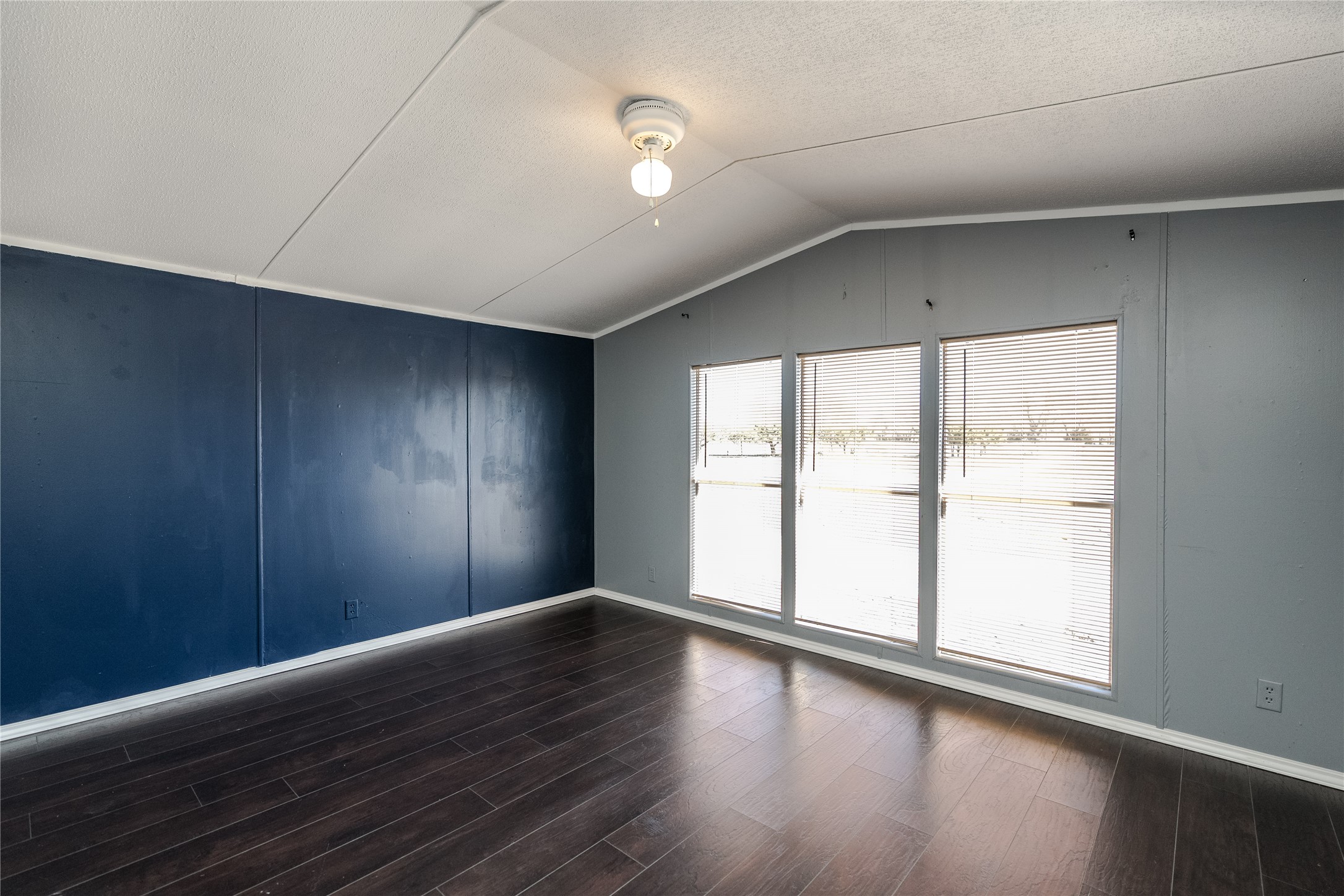 9959 Fm 2071 Valley View TX 76272