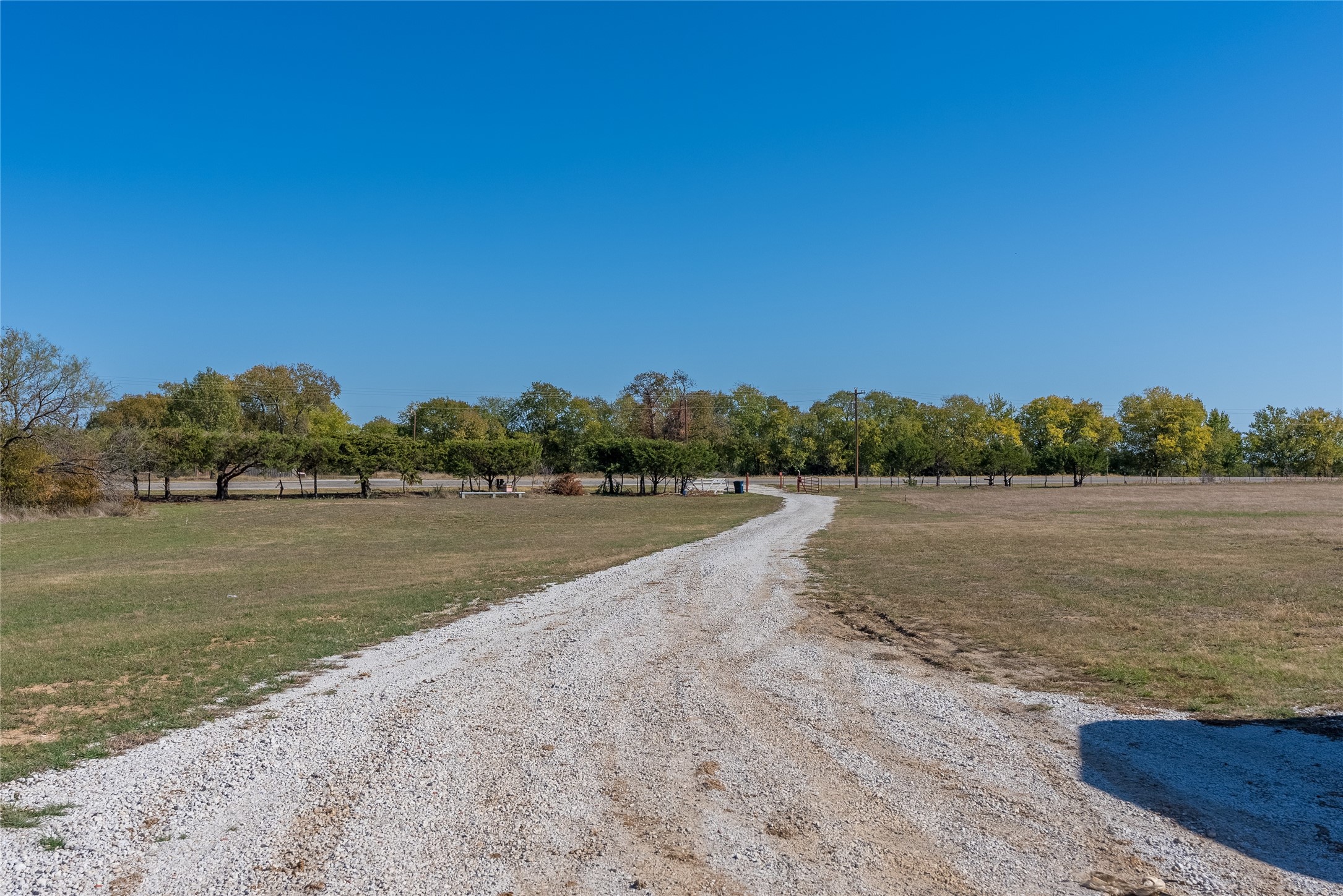 9959 Fm 2071 Valley View TX 76272