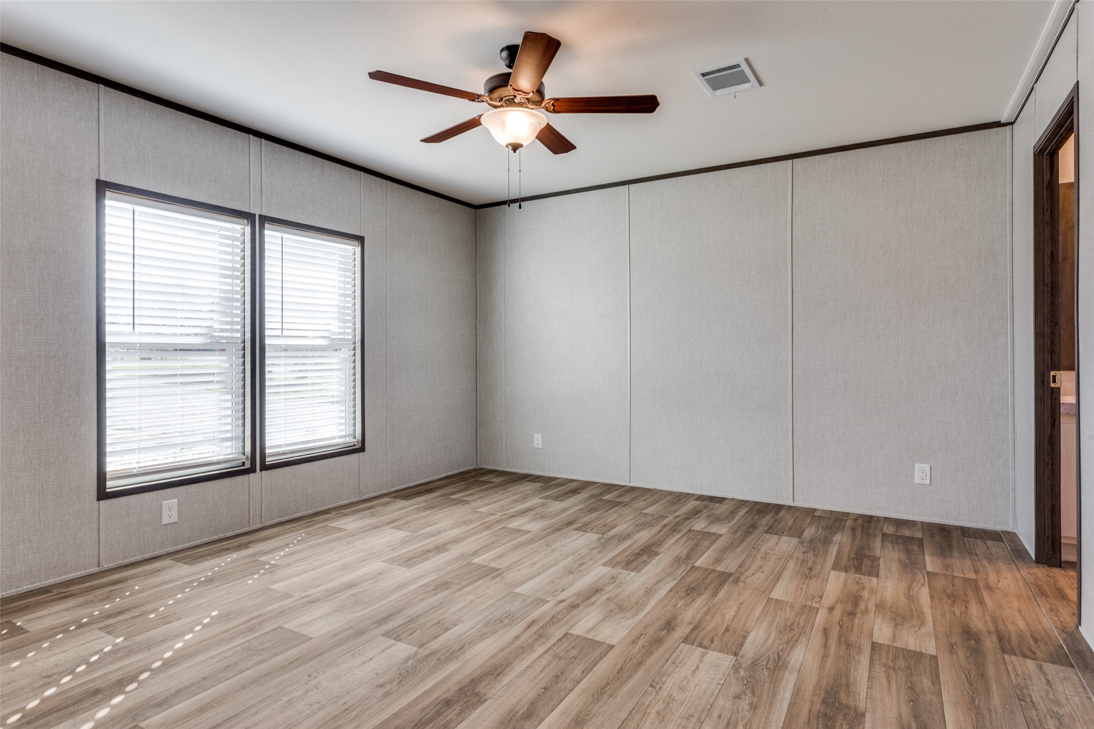175 Cedar Drive Azle TX 76020