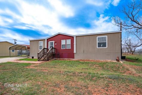 1115 Market Street Tye TX 79563