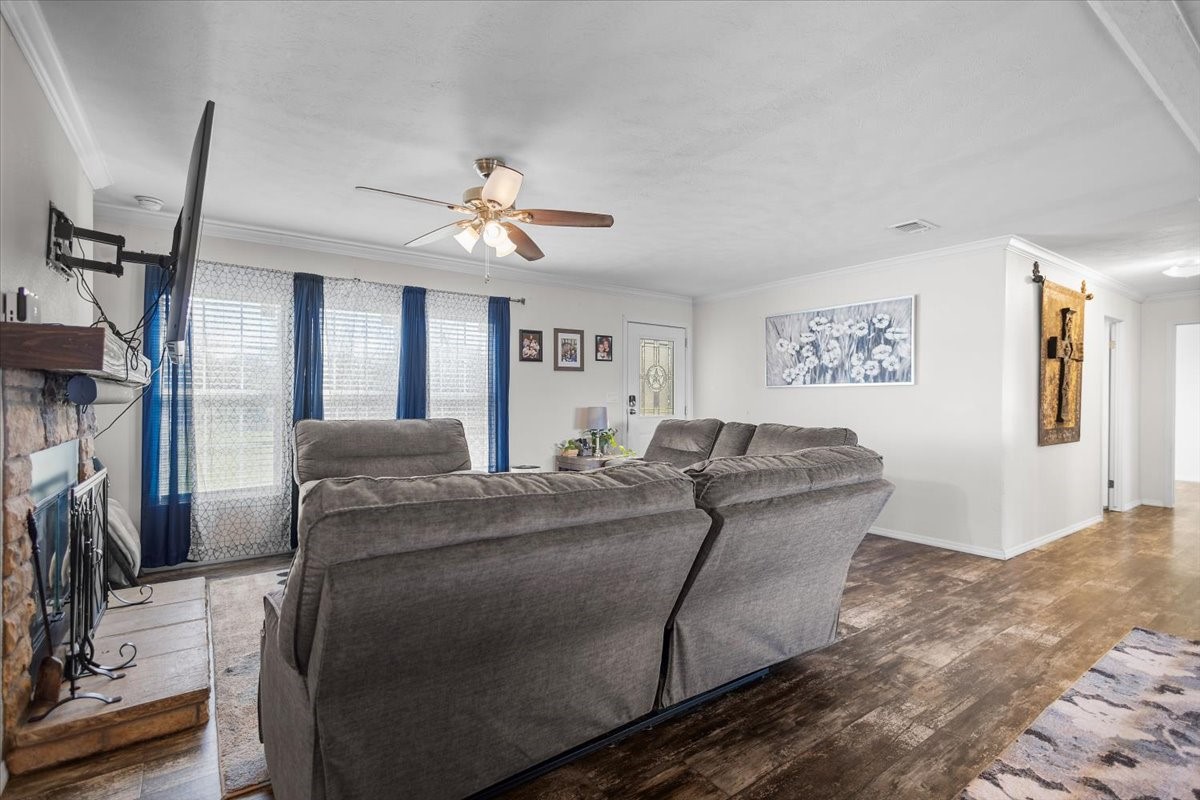 15877 Hiram Wills Point TX 75169