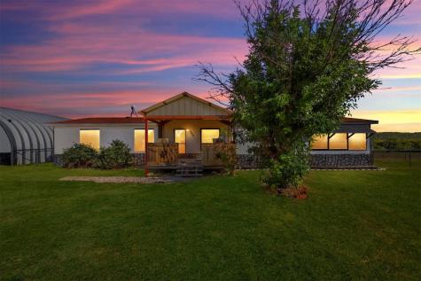 9000 County Road 1233a Godley TX 76044
