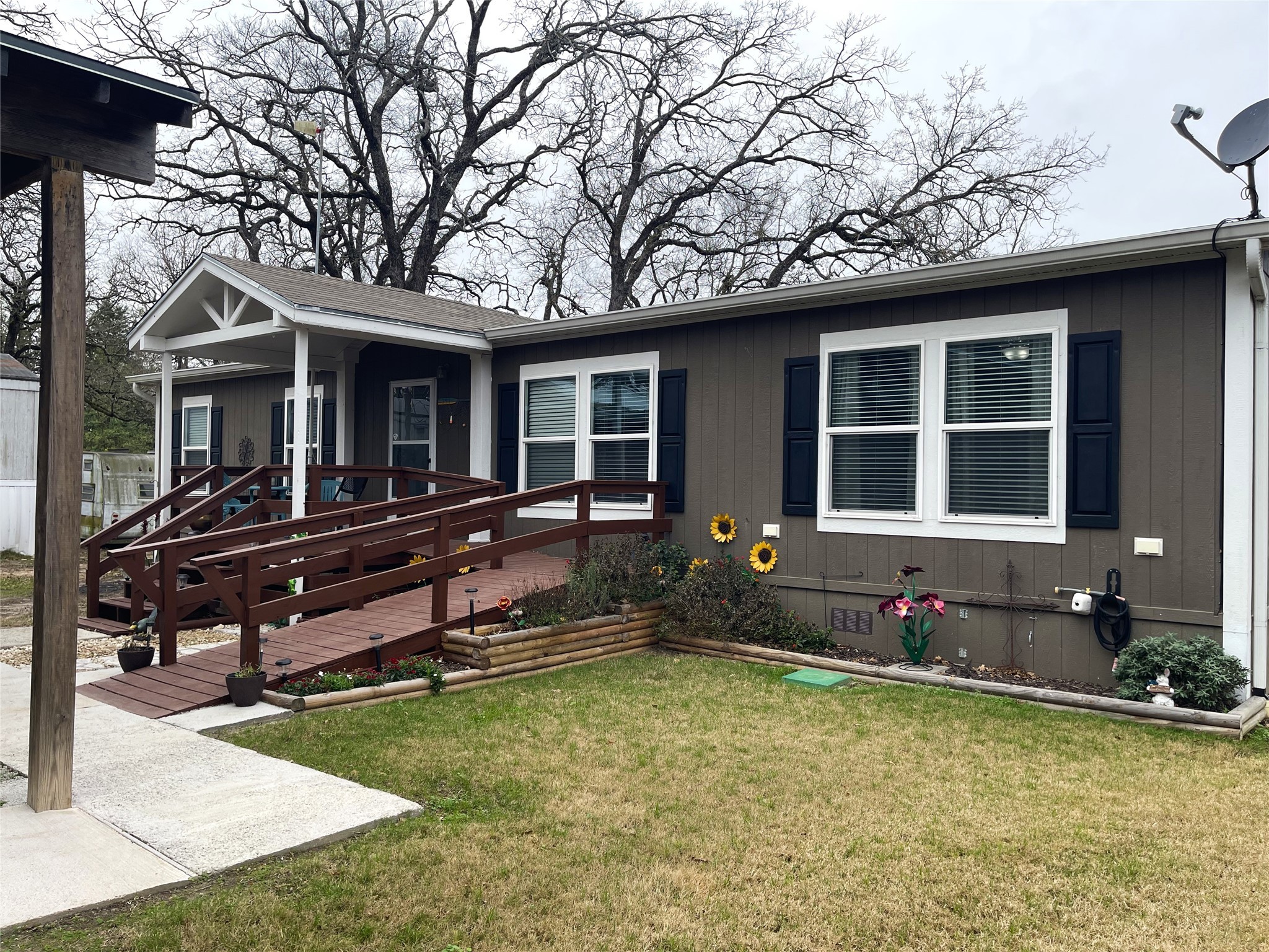 351 Club Lake Rd, Gate 2 Teague TX 75860