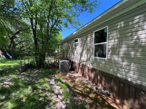 822 Pawnee Trail Granbury TX 76048