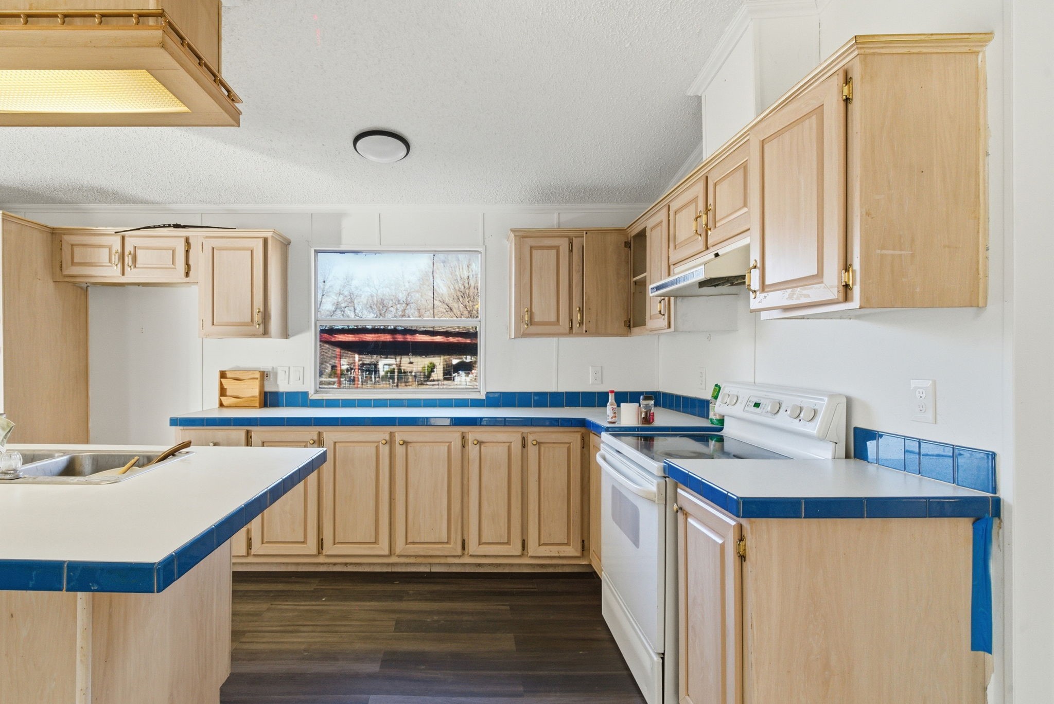 2013 Spring Valley Drive Azle TX 76020